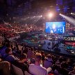 Wydarzenia e-sportowe przyciągają nie tylko fanów gier, ale też potężne koncerny,  które chcą na gam