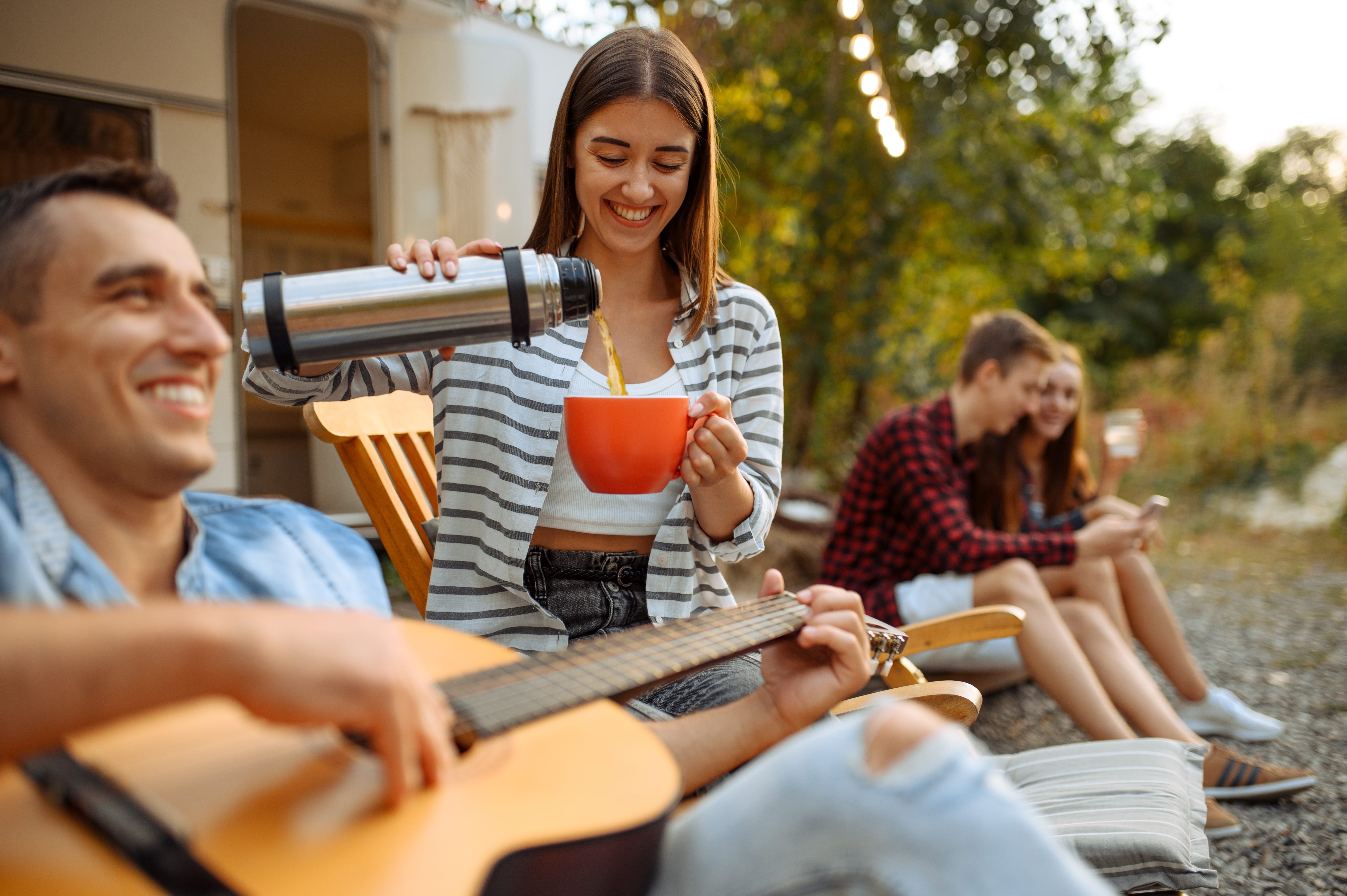 Od Gen Z do seniorów – jak zmieniają się wyjazdy wypoczynkowe wraz z wiekiem
