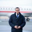 Premier Mateusz Morawiecki podczas konferencji prasowej w 1 Bazie Lotnictwa Transportowego w Warszaw