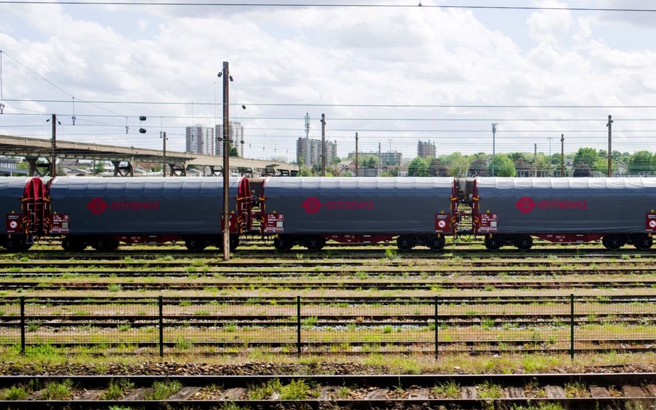 Strajk pomógł. Kolejarze z SNCF dostali podwyżkę