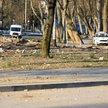 Zniszczenia na ziemi po rozbiciu się drona na obrzeżach Zagrzebia