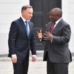 Prezydent Andrzej Duda oraz prezydent RPA Cyril Ramaphosa podczas powitania przed spotkaniem delegac