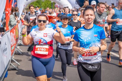 Zainteresowani mogą śledzić strony internetowe oraz profile w mediach społecznościowych Fundacji Mar