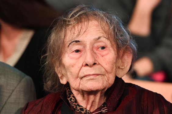 Urszula Kozioł w Bibliotece Uniwersytetu Warszawskiego podczas gali 28. edycji Nagrody Literackiej N