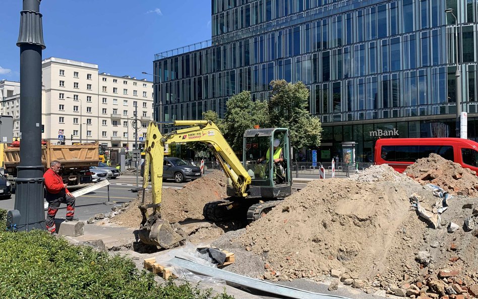 Koparki pracują na Marszałkowskiej