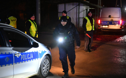Policjanci na miejscu eksplozji w Przewodowie