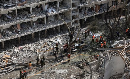 Miejsce jednego z irańskich ataków w Tel Awiwie