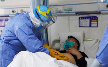 Chiny: Ponad dwa tysiące nowych przypadków wirusa z Wuhan. 259 ofiar