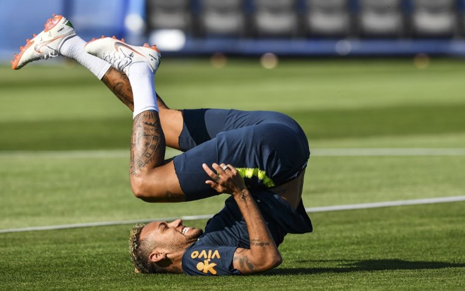 Neymar upada, pijesz za darmo. Nietypowa promocja w Rio