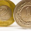 Złoty odrabia straty