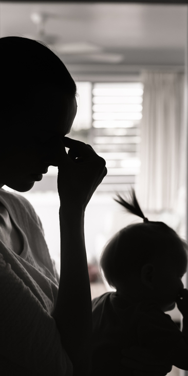 na zjawisko ubóstwa w gronie samotnych matek mają wpływ nie tylko zbyt niskie dochody i rosnące kosz