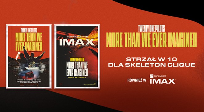 Kamery umieszczone na scenie i ujęcia na poziomie wzroku tłumu sprawiają, że widzowie mają uczucie z