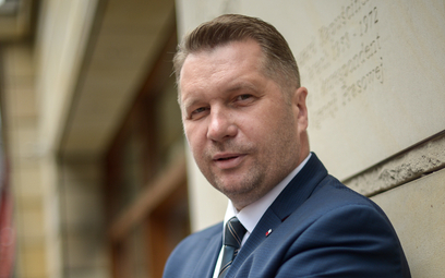 Minister edukacji: Zakaz używania smartfonów to jest kompetencja szkół i na tym zamierzamy poprzesta