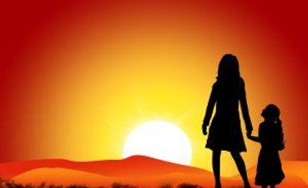 Urlopującemu rodzicowi należy się pełna rekompensata