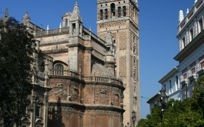 Po wypędzeniu Arabów z Półwyspu Iberyjskiego, minaret w Sewilli stał się wieżą kościelną