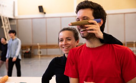 Choreografka Anna Hop i tancerz Diogo de Oliveira podczas próby  „Pinokia”