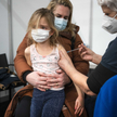 WHO rekomenduje szczepionkę na COVID-19 koncernu Pfizer dla dzieci w wieku 5-11 lat