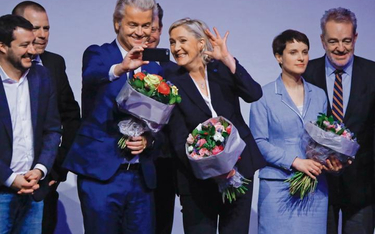 Gert Wilders jest jednym z najbardziej wpływowych polityków w Holandii (na zdjęciu z Marine Le Pen).