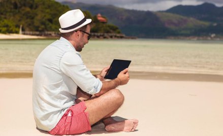 Wakacje kupione w internecie będą chronione przed bankructwem