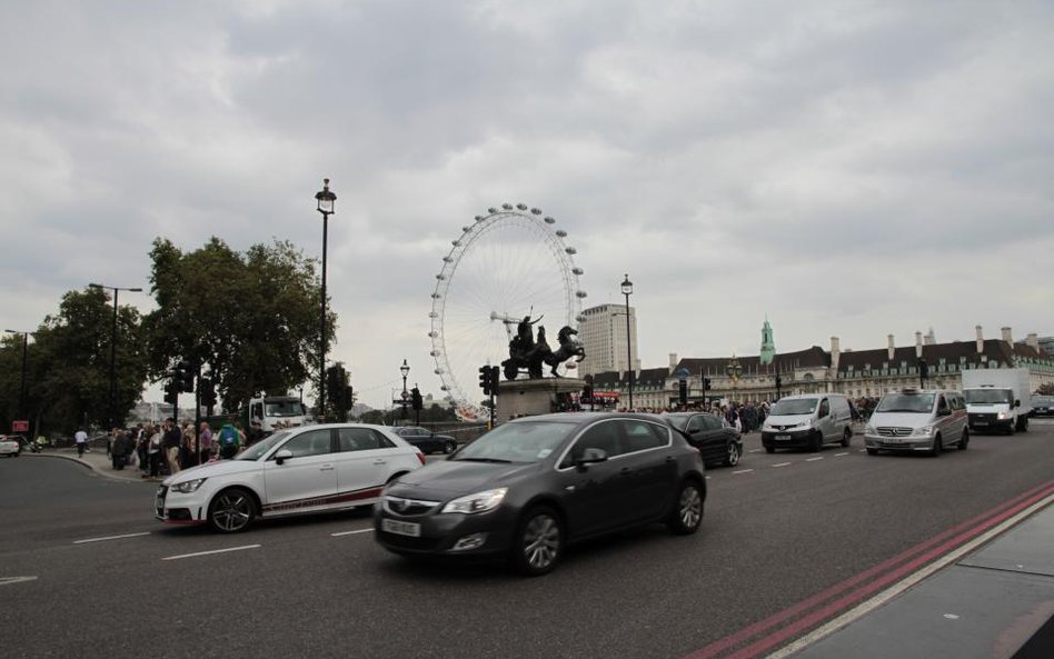 Dodatkowy skutek twardego brexitu dla zmotoryzowanych