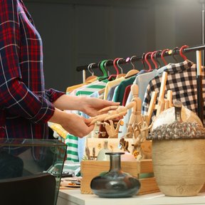 Rośnie nie tylko akceptacja dla nabywania różnych przedmiotów używanych, ale nawet dla bycia obdarow