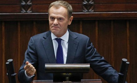 Premier zagrywa na lewe skrzydło