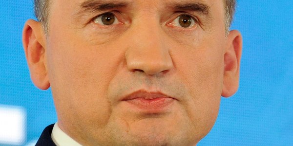 W sprawie ENA dla Ziobry problemem jest niejasny przepis