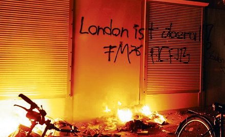 „Londyn jest wszędzie” – głoszą graffiti na murach