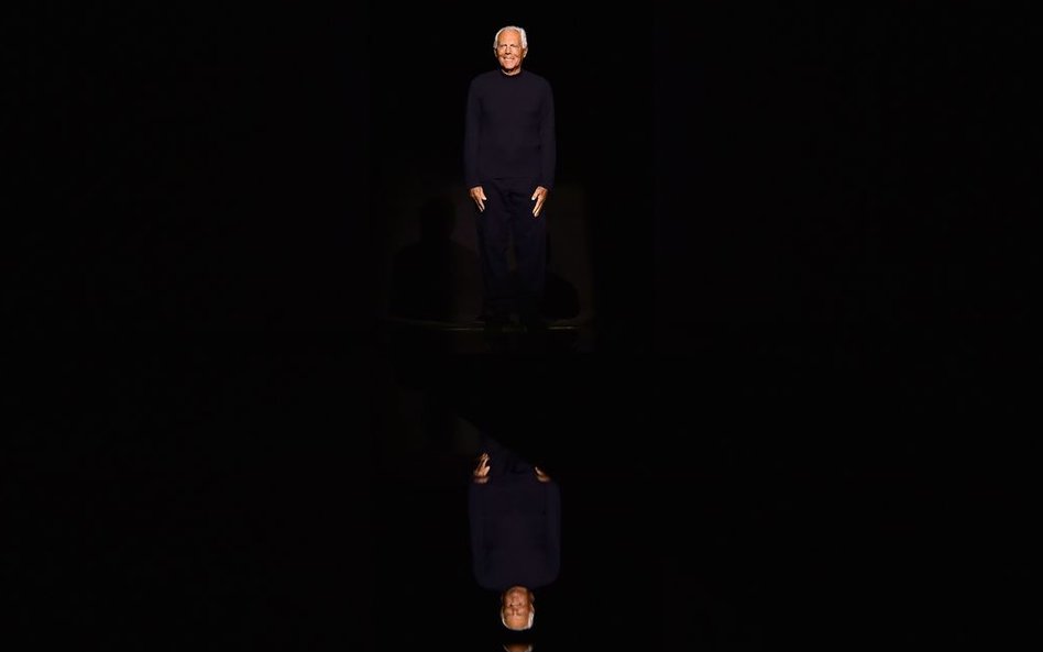 19 stycznia, Włochy. Giorgio Armani po pokazie swojej kolekcji na jesień-zimę 2016/17 w Mediolanie.