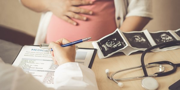 Naukowcy przeanalizowali 264 tys. ciąż. Nie znaleźli dowodów na szkodliwość paracetamolu