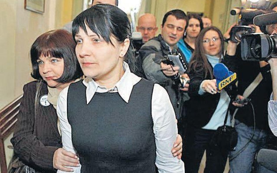 Aneta Krawczyk w sądzie w Piotrkowie. To jej wyznanie doprowadziło do skazania Leppera i Łyżwińskieg