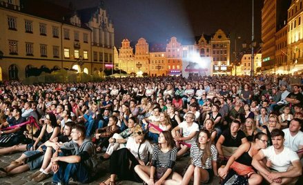 Na wrocławskim rynku w weekendy słychać wszystkie europejskie języki