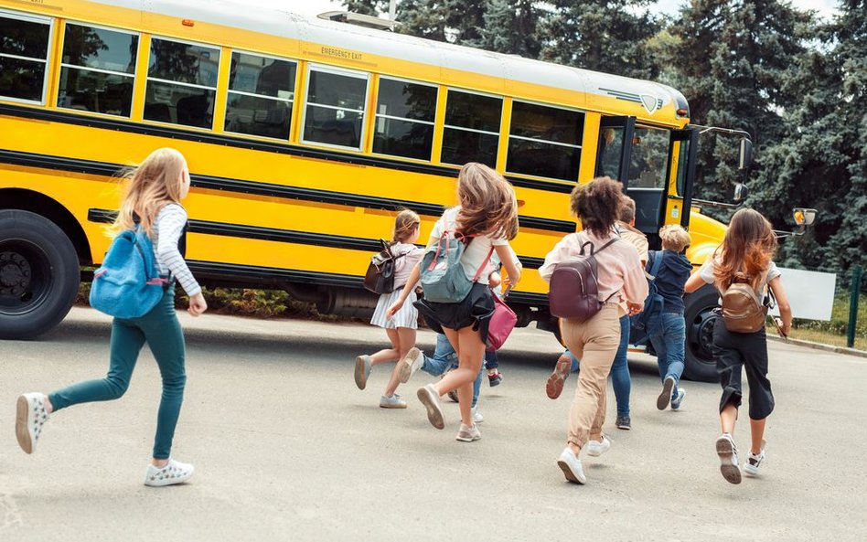 Apel o zapas maseczek dla uczniów w gimbusach