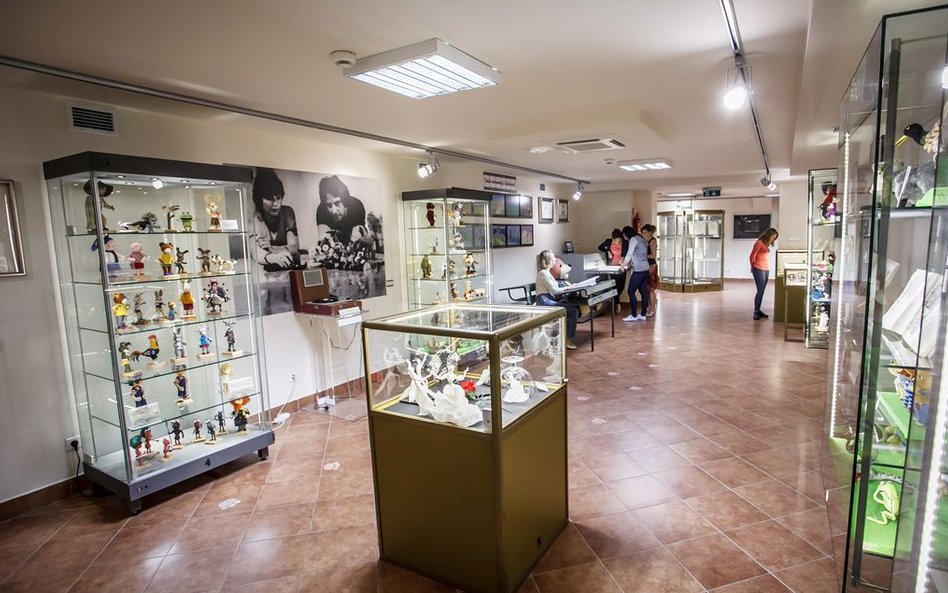 Każdy z dorosłych może się wzruszyć w Muzeum Dobranocek, spotykając bohaterów bajek, które towarzysz