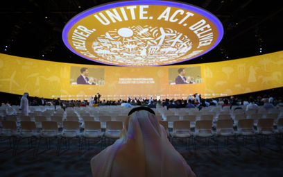 Szczyt klimatyczny w Dubaju. Spektakularny zgrzyt na start, dalej też ciekawie