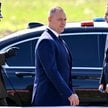Prezydent RP Karol Nawrocki (C)