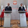 Były minister sprawiedliwości, prokurator generalny Zbigniew Ziobro (P) oraz były podsekretarz stanu