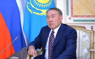 Nazarbajew chory, Kazachstan zamarł