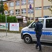 Decyzją władz MSWiA od piątku 9 października policjanci rozpoczęli kontrolę terenów wokół szkół, a z