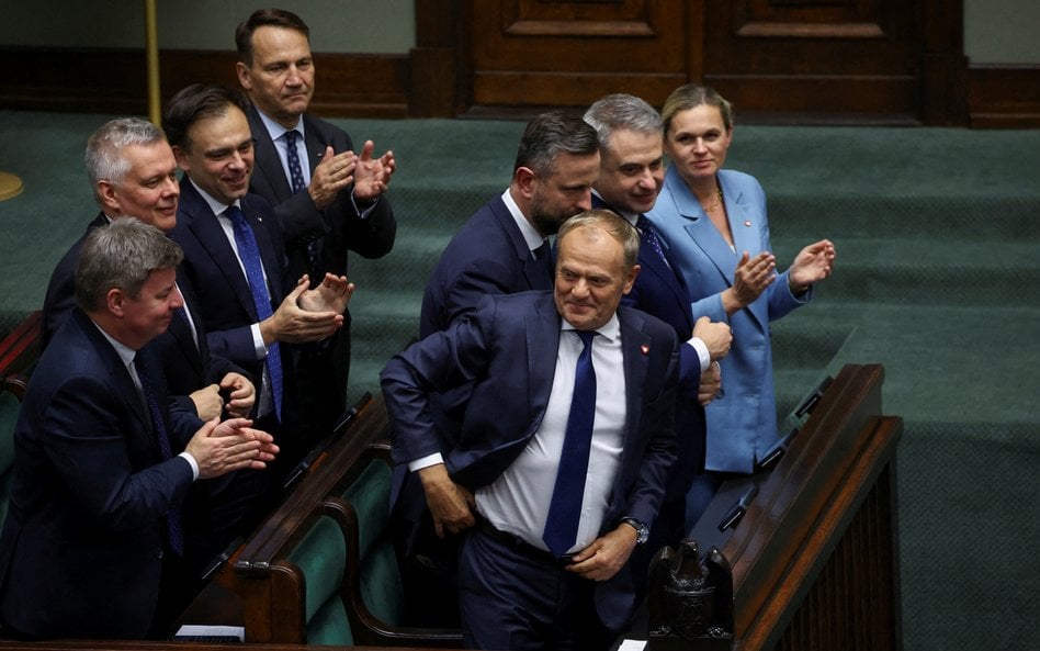 Premier Donald Tusk po głosowaniu nad udzieleniem wotum zaufania dla kierowanego przez niego rządu