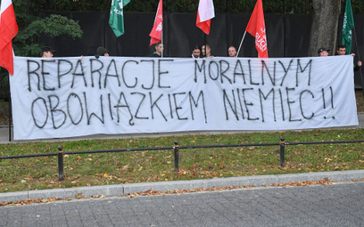 Pikieta przed Ambasadą Niemiec w Warszawie ws. reparacji, rok 2018