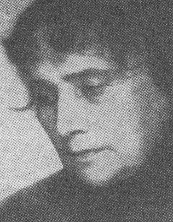 Od jesieni 1936 roku rzeźbiarka Ludwika Nitschowa pracowała nad pomnikiem Syreny, mającym stanąć nad