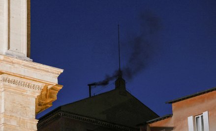 Czy wybrano nowego papieża? Nad Kaplicą Sykstyńską pojawił się dym