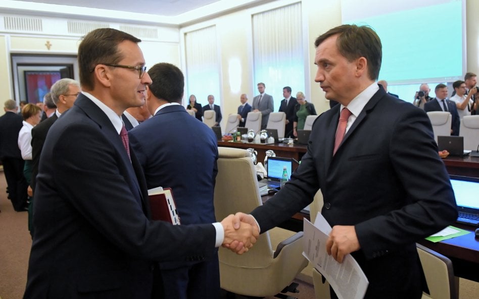 Premier Mateusz Morawiecki i minister sprawiedliwości Zbigniew Ziobro