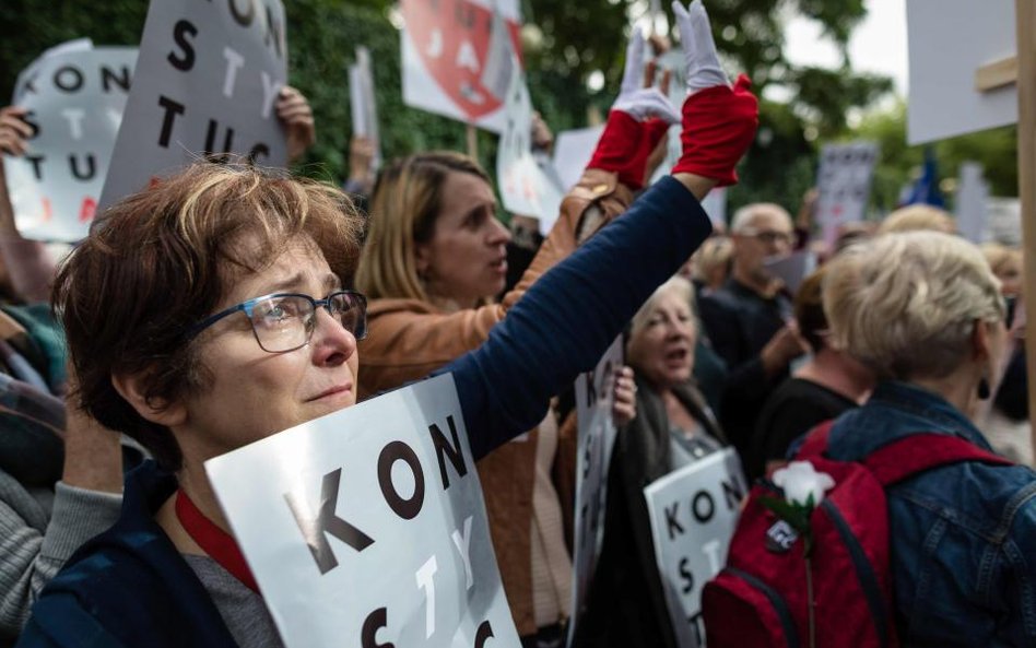 Przed Sądem Najwyższym demonstrowali przeciwnicy zmian