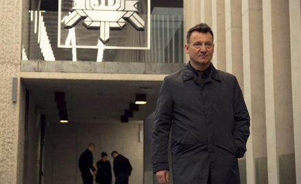 Robert Więckiewicz jako śledczy Anatol Janow w „1983”