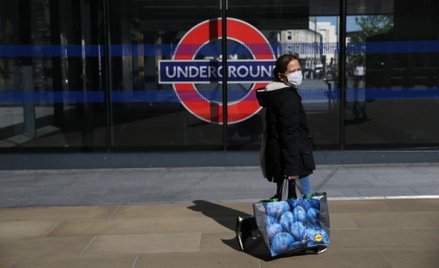 Bank Anglii ostrzega przed największą recesją w historii