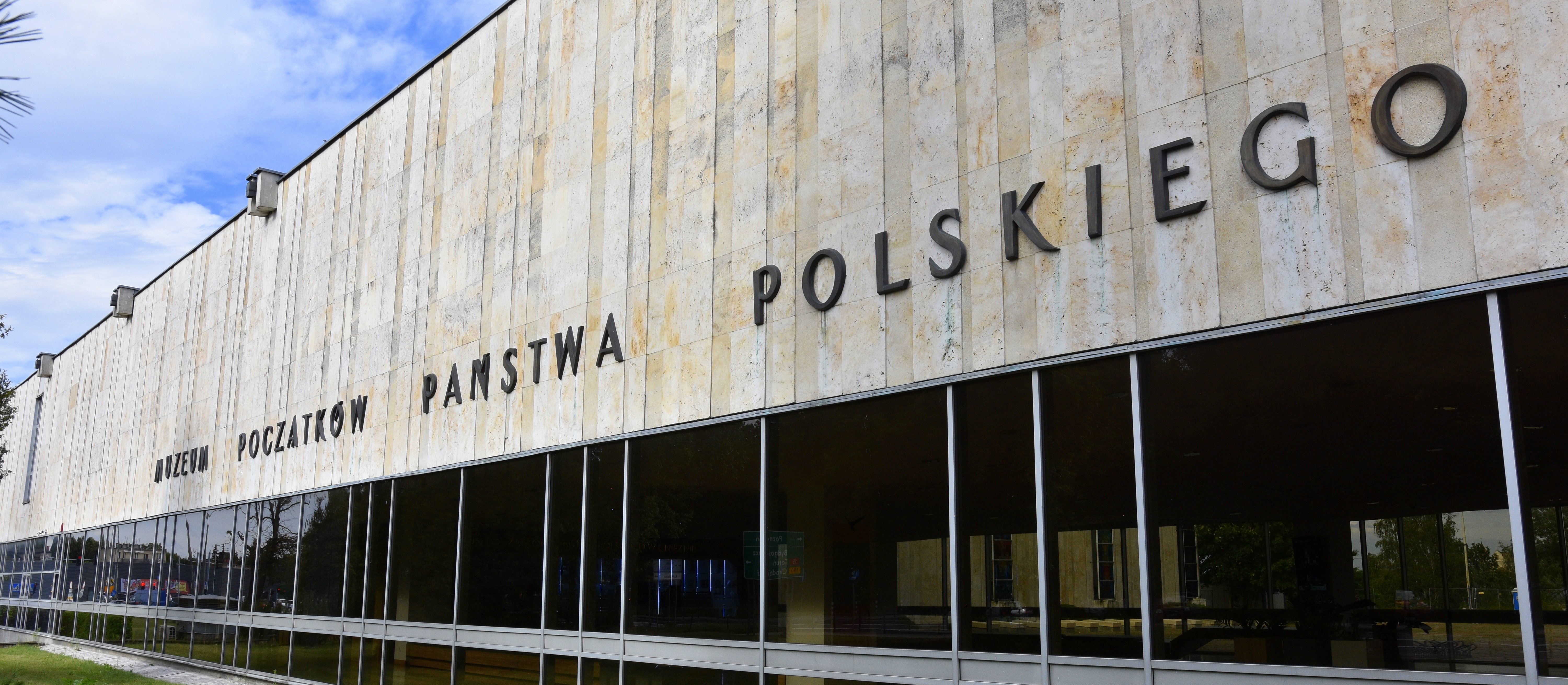 Muzeum w Gnieźnie usunęło część wystawy. Prace wcześniej wzbudziły kontrowersje