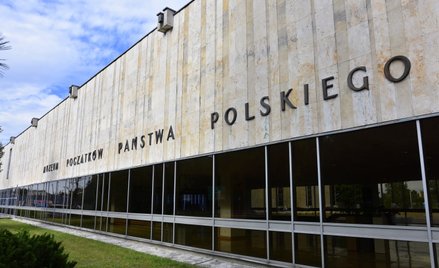 Muzeum Początków Państwa Polskiego w Gnieźnie usunęło część wystawy „RE: Średniowiecze. 1000 lat 100