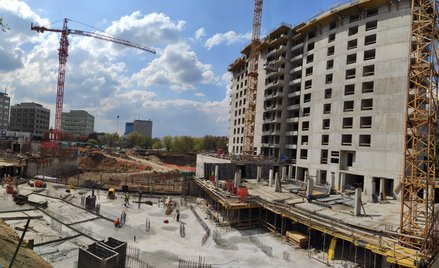 W bieżących wynikach widzimy rozjazd między „historyczną” pierwszą marżą a rentownością netto, na kt